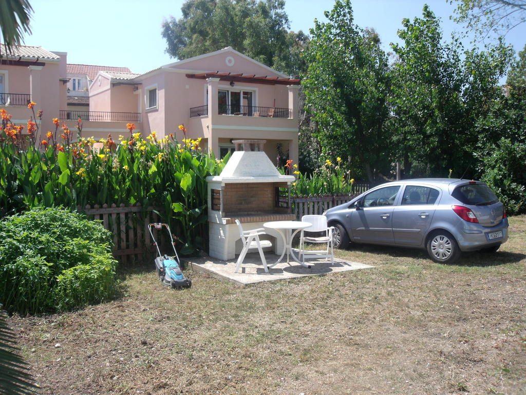 Philippos Apartments Akharavi Extérieur photo
